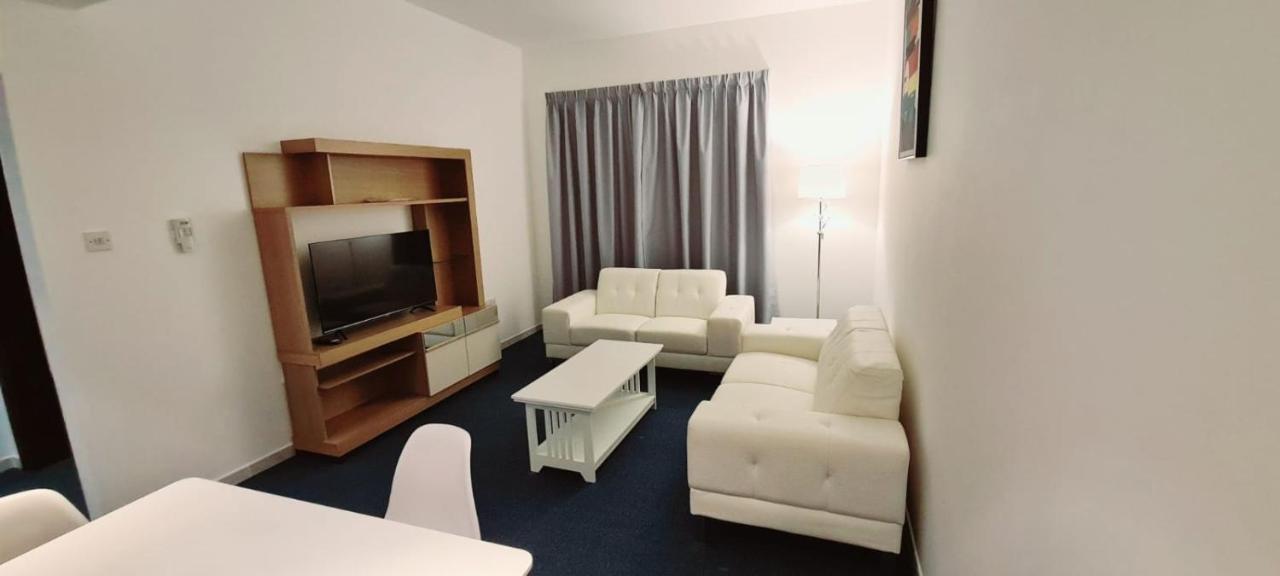 Appartamento Havana Homes In Al Garhoud Dubai